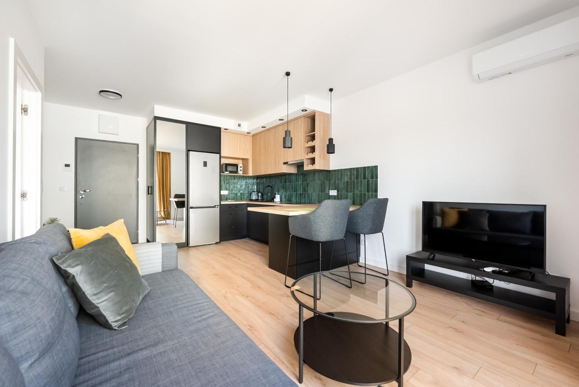 Wilenska Express Homely Apartment Варшава Екстериор снимка