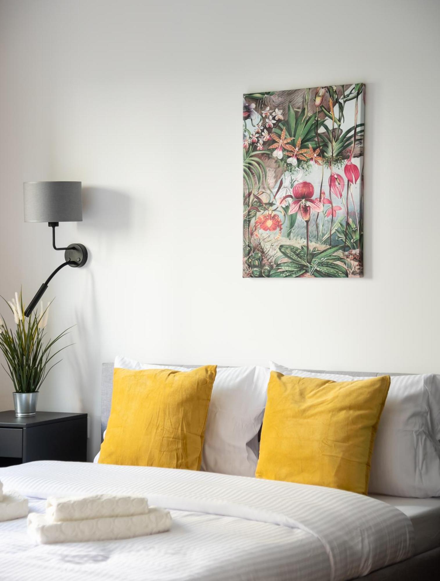 Wilenska Express Homely Apartment Варшава Екстериор снимка